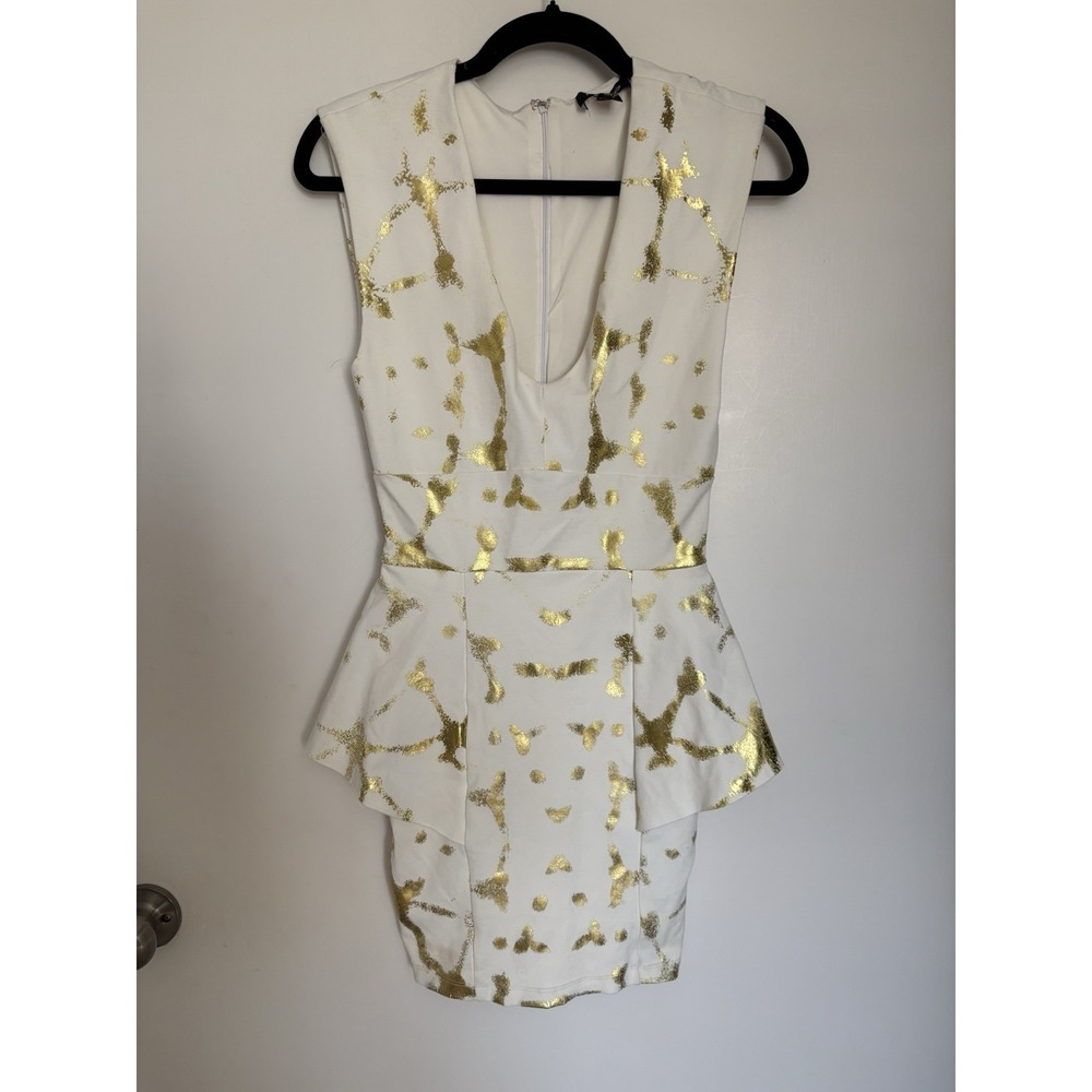Beautiful Bebe  White & Gold Peplum  Lined Dress XS Celebrity Fave🔥 - Picture 4 of 16